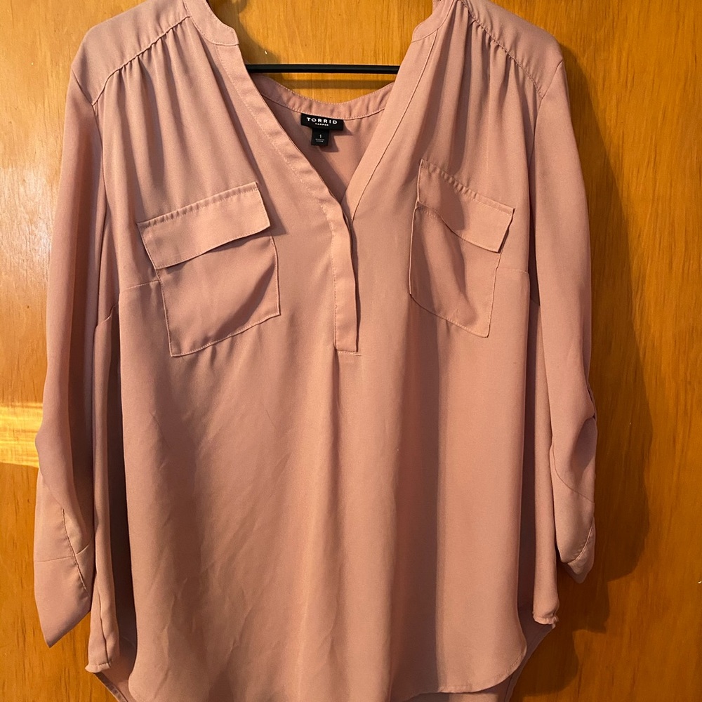 Size one pink Torrid Harper